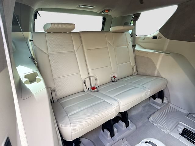 Used 2024 Cadillac Escalade Sport Platinum w/ LPO, ONYX Package AWD/4WD image 18