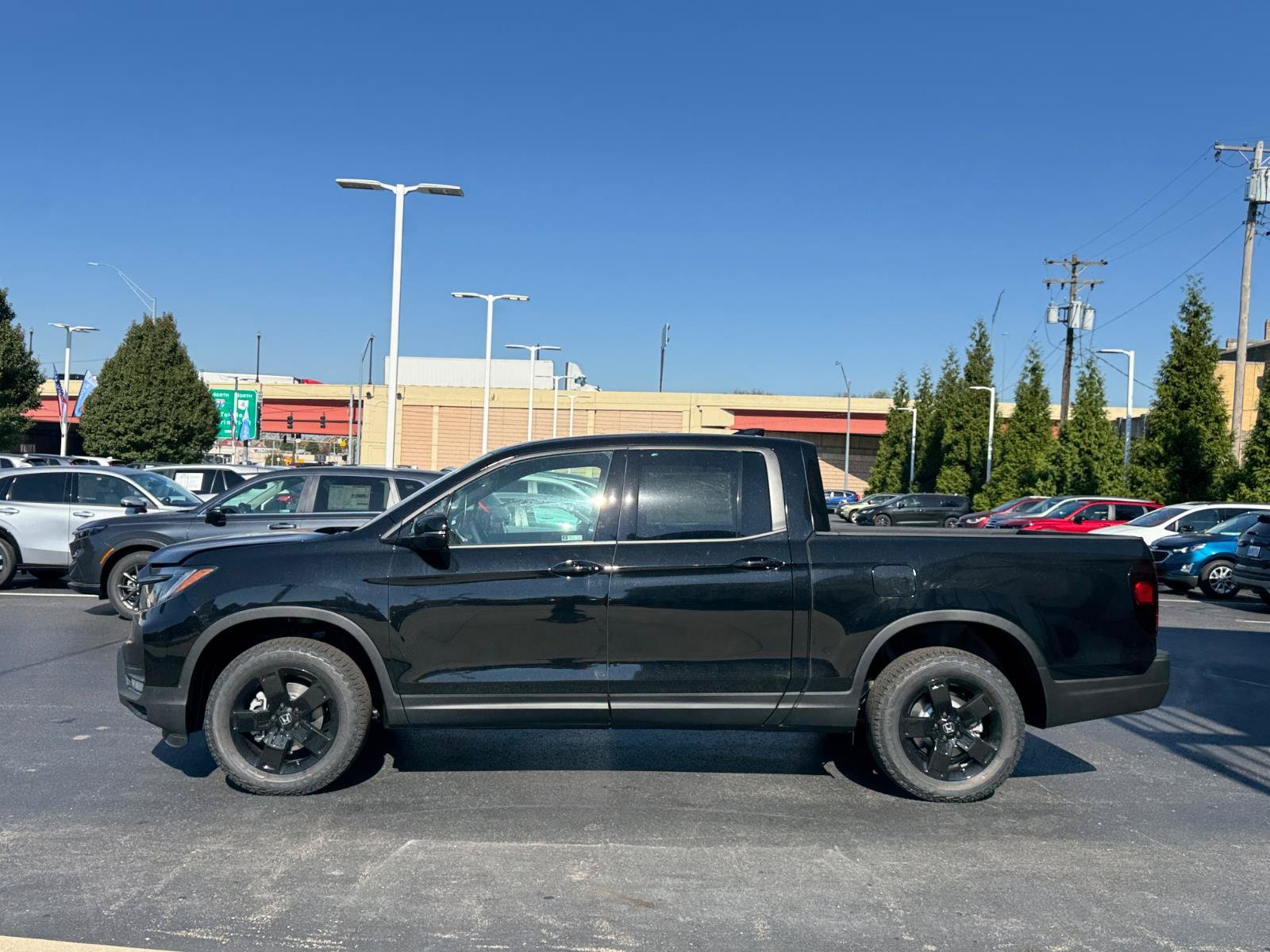New 2026 Honda Ridgeline Black Edition image 8