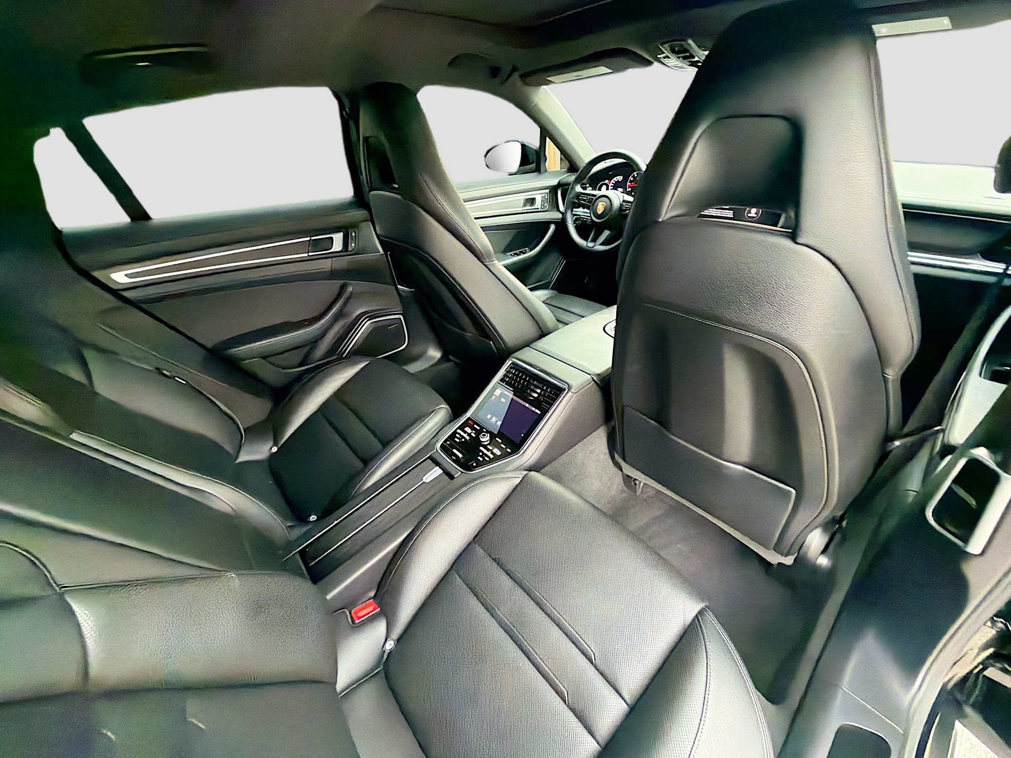 Used 2023 Porsche Panamera Platinum Edition RWD image 27