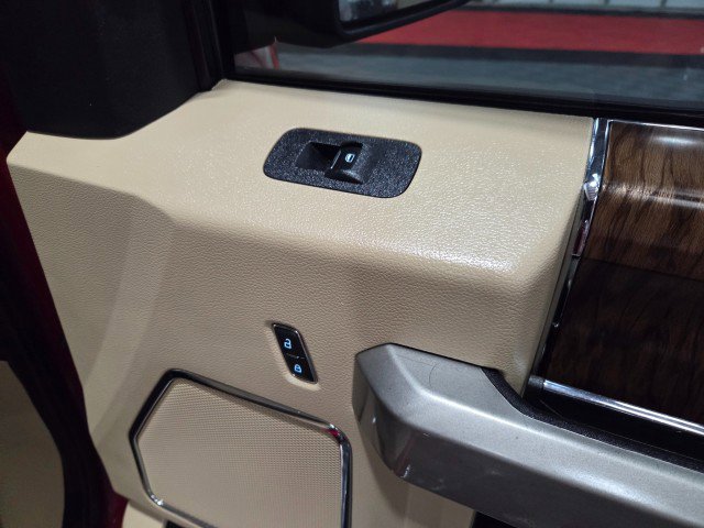 Used 2020 Ford F150 Lariat image 40