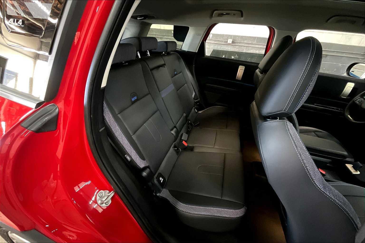 Used 2025 MINI Cooper Countryman S image 30