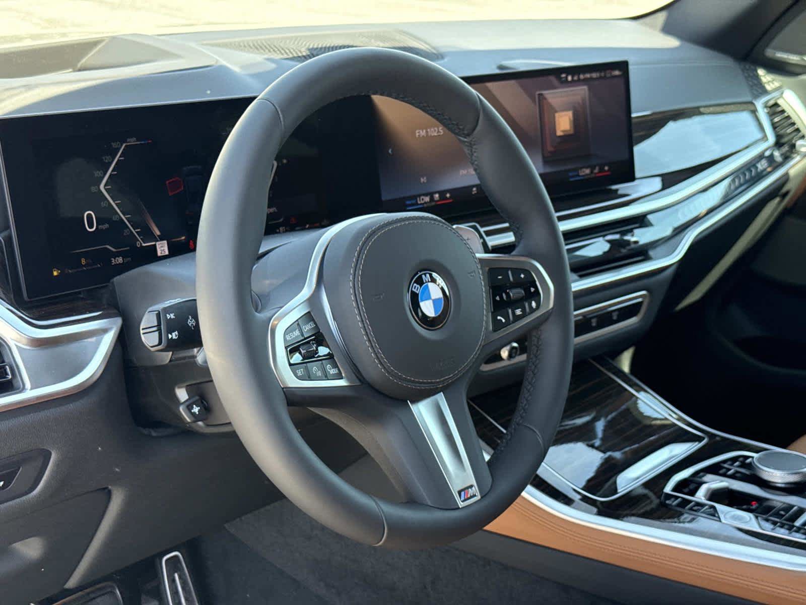 New 2026 BMW X5 xDrive40i w/ M Sport Package AWD/4WD image 2