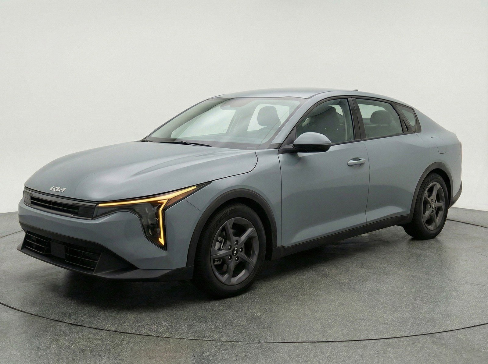 Used 2025 Kia K4 LXS FWD image 3