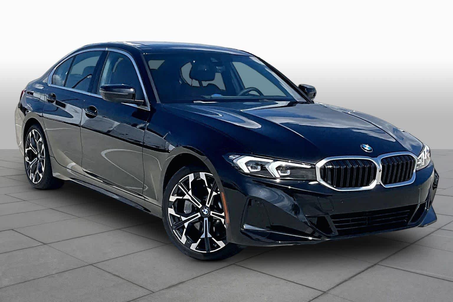 Used 2025 BMW 330i Sedan RWD image 2