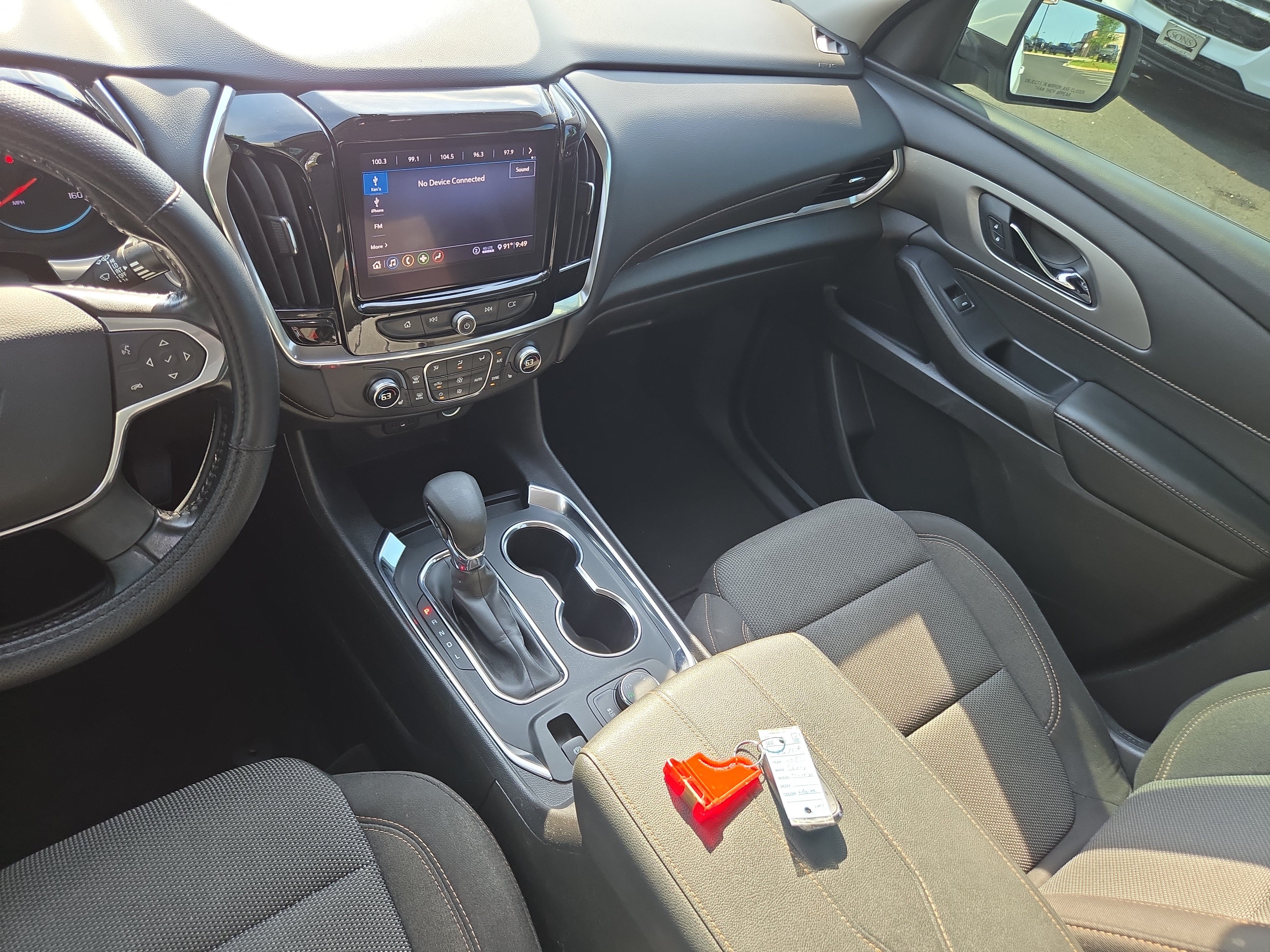 Used 2021 Chevrolet Traverse LT AWD/4WD image 22