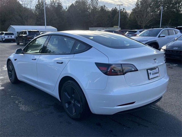 Used 2023 Tesla Model 3 Standard Range image 4