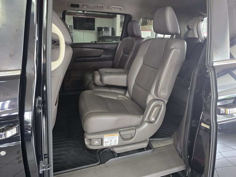 Used 2017 Honda Odyssey EX-L image 10