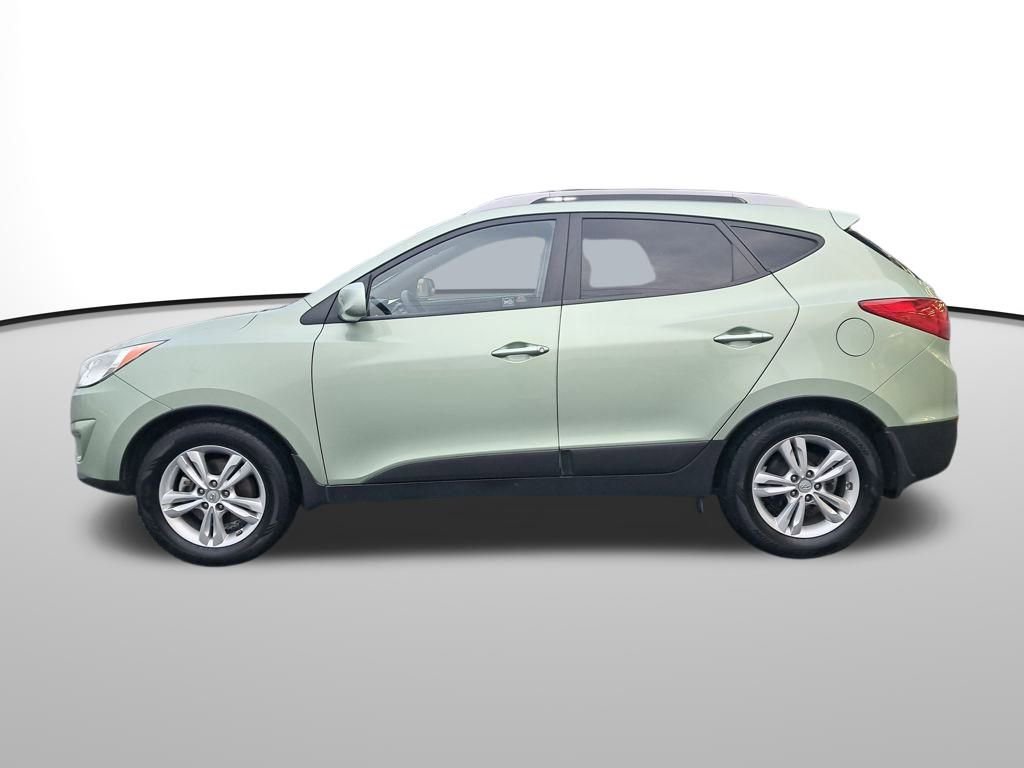 Used 2011 Hyundai Tucson GLS image 2