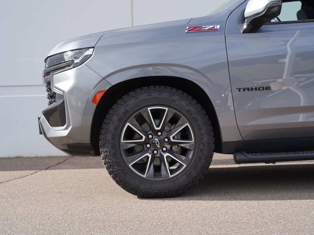 Used 2022 Chevrolet Tahoe Z71 w/ Z71 Off-Road Package AWD/4WD image 11
