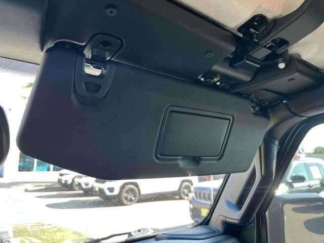 Used 2021 Jeep Wrangler Unlimited Sport AWD/4WD image 15