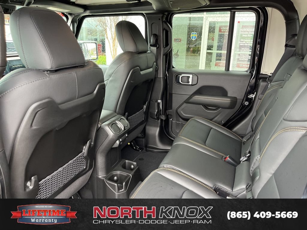 New 2026 Jeep Gladiator Sport AWD/4WD image 15