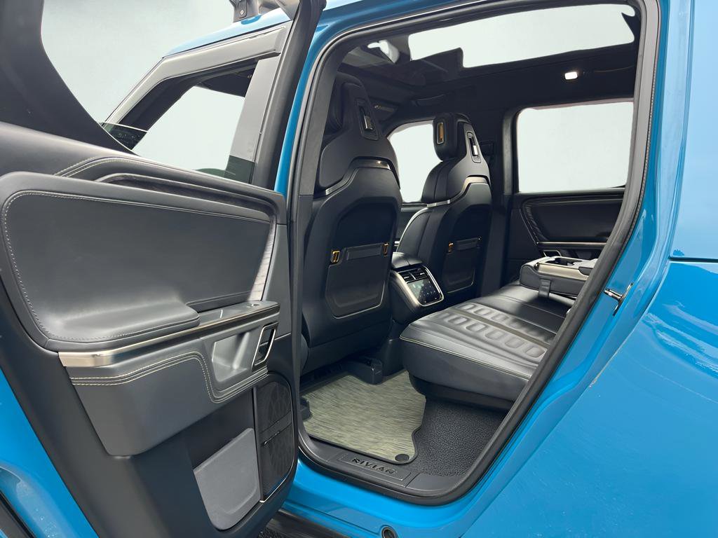 Used 2022 Rivian R1T Launch Edition image 28