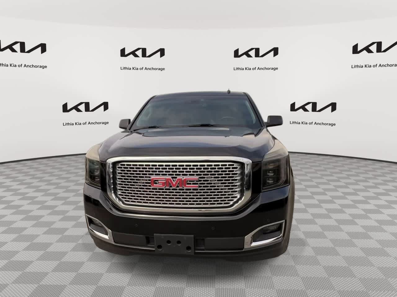 Used 2015 GMC Yukon Denali AWD/4WD image 3