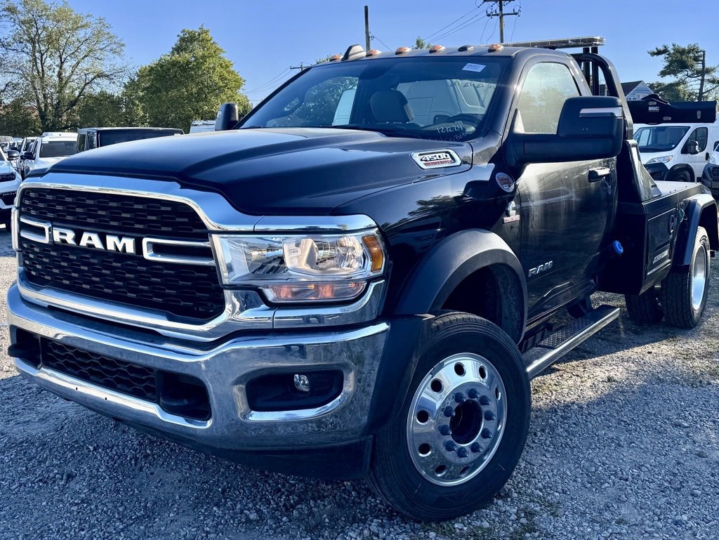 New 2024 RAM 4500 SLT w/ Quick Order Package 2YG SLT image 4