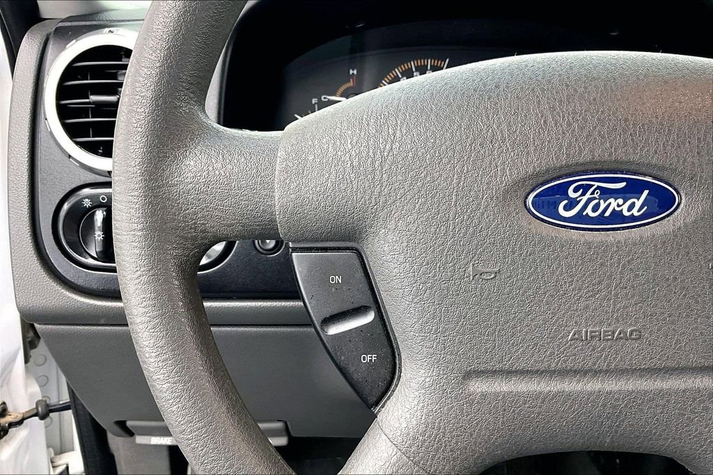 Used 2003 Ford Expedition XLT AWD/4WD image 18