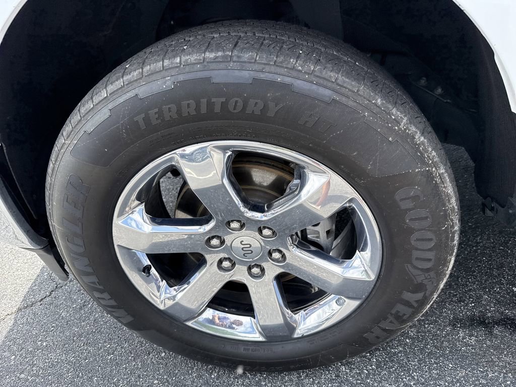 Used 2023 Ford F150 King Ranch w/ Equipment Group 601A High AWD/4WD image 11