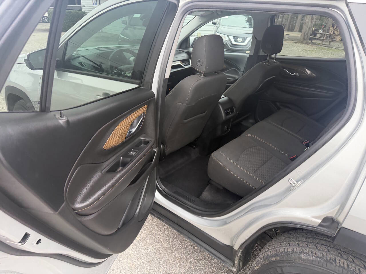 Used 2019 GMC Terrain SLE image 13