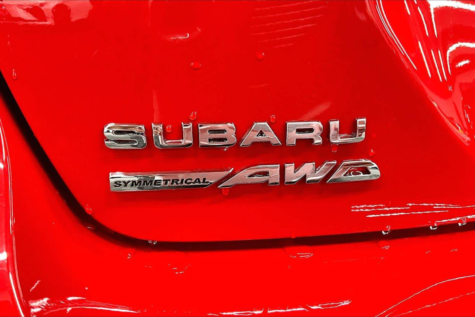 Used 2025 Subaru Crosstrek 2.5i Premium AWD/4WD image 9