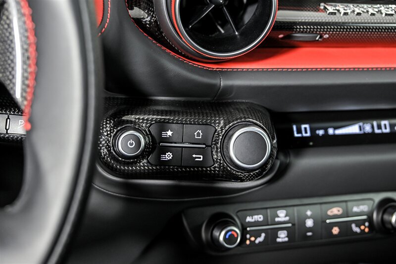 Used 2020 Ferrari 812 Superfast RWD image 42