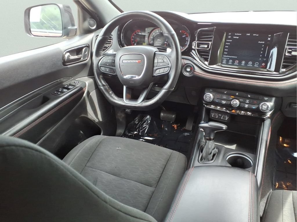 Used 2023 Dodge Durango GT RWD image 6