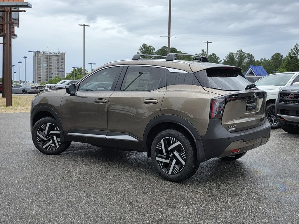 New 2026 Nissan Kicks SV w/ Charging Package FWD image 5