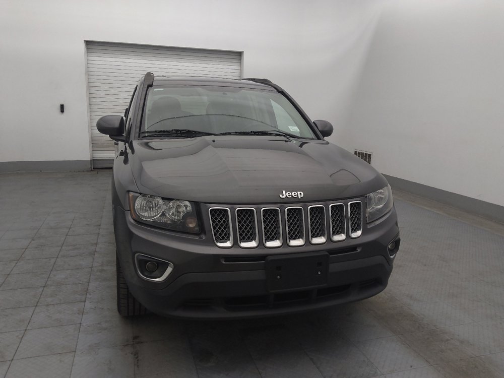 Used 2016 Jeep Compass High Altitude FWD image 14