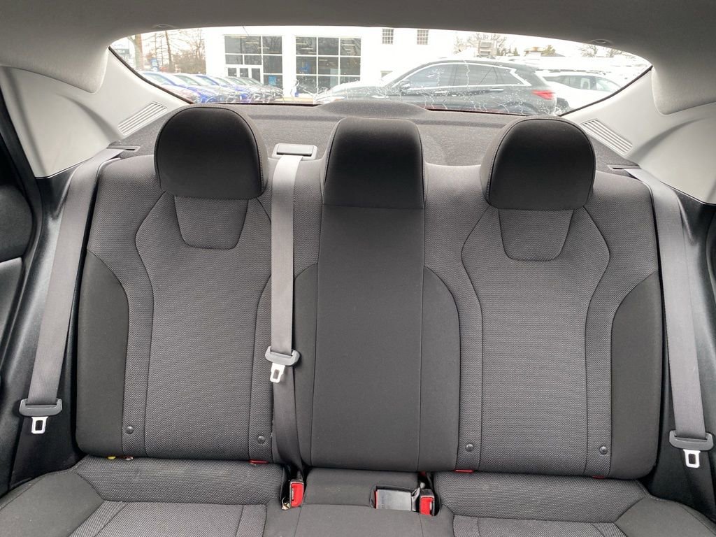 Certified 2021 Hyundai Elantra SE image 14