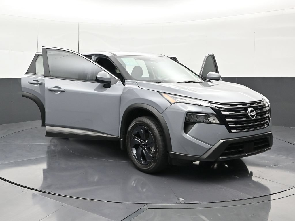 Used 2026 Nissan Rogue SV FWD image 31