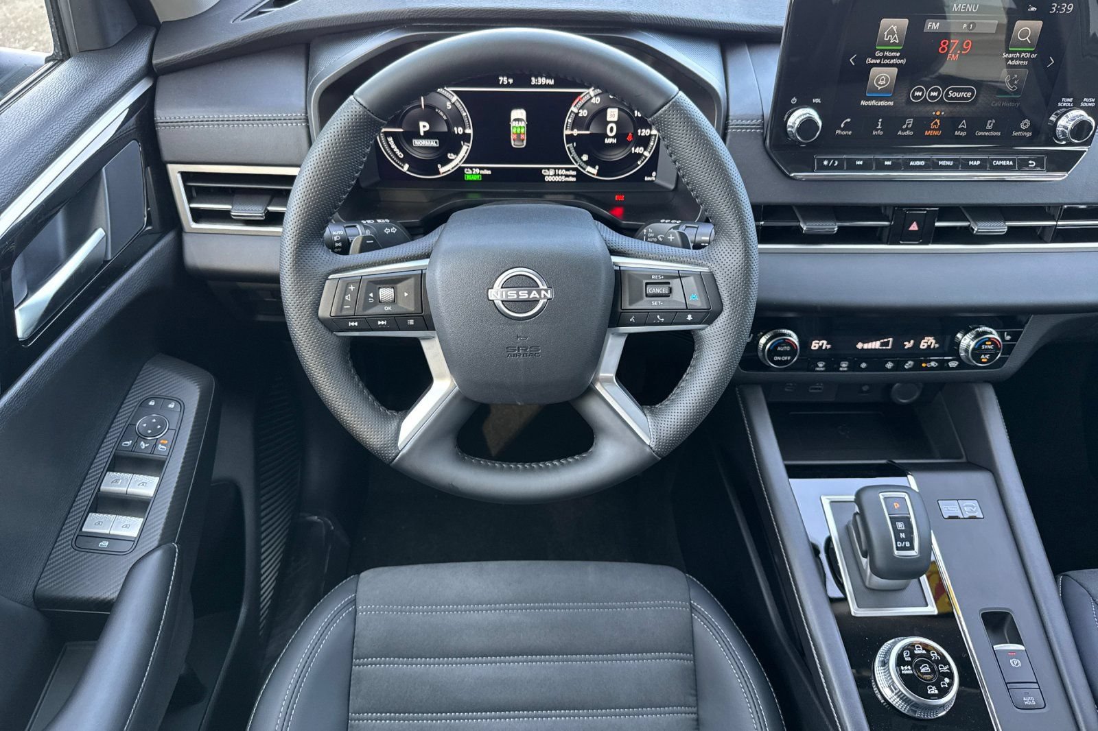 New 2026 Nissan Rogue SL w/ Family Package AWD/4WD image 17