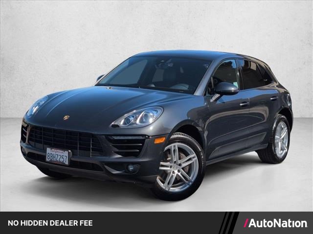 Used 2018 Porsche Macan AWD/4WD image 1