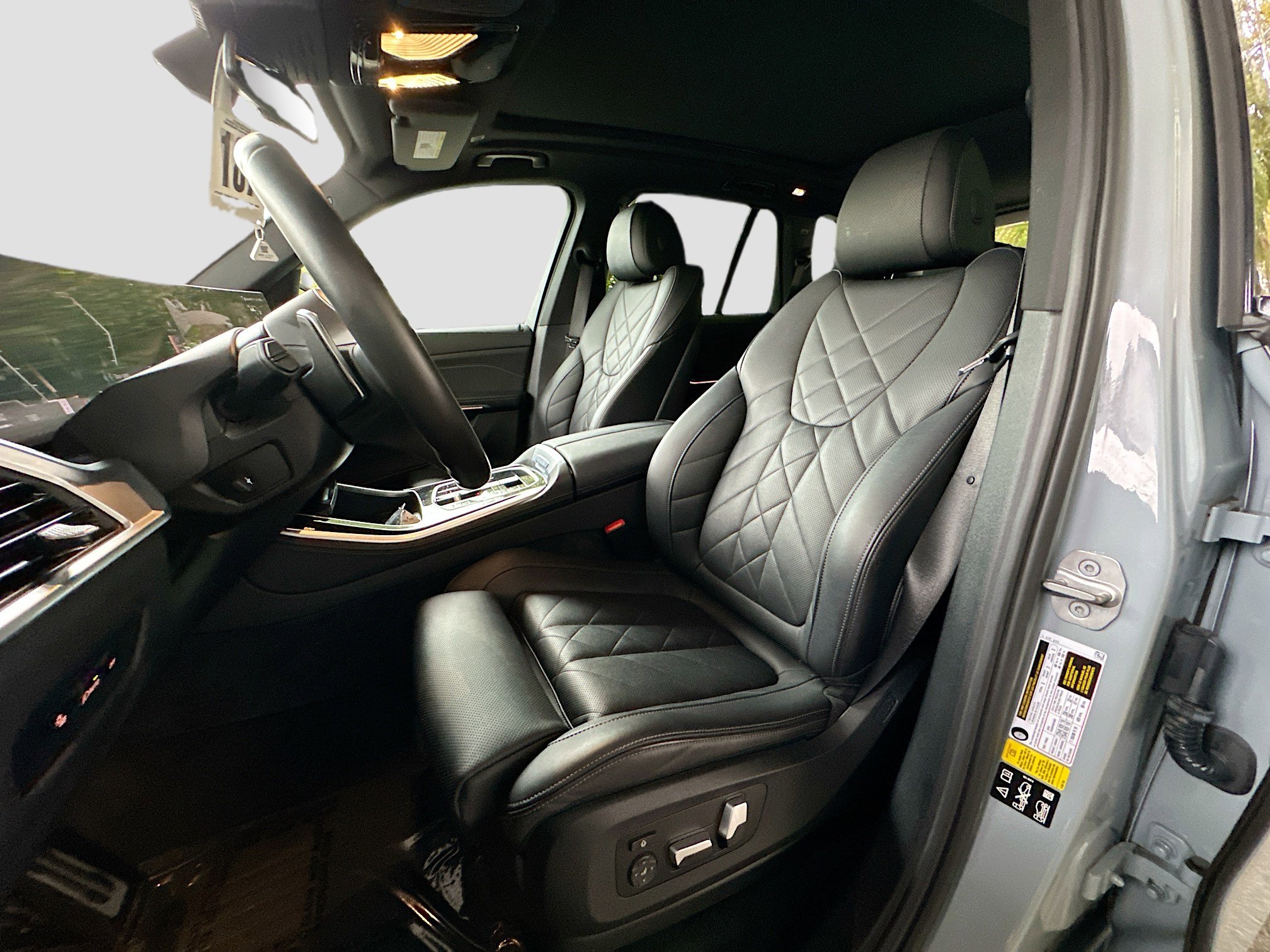 Certified 2024 BMW X5 xDrive40i w/ M Sport Package image 21