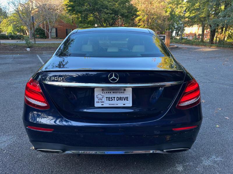 Used 2018 Mercedes-Benz E 300 image 8
