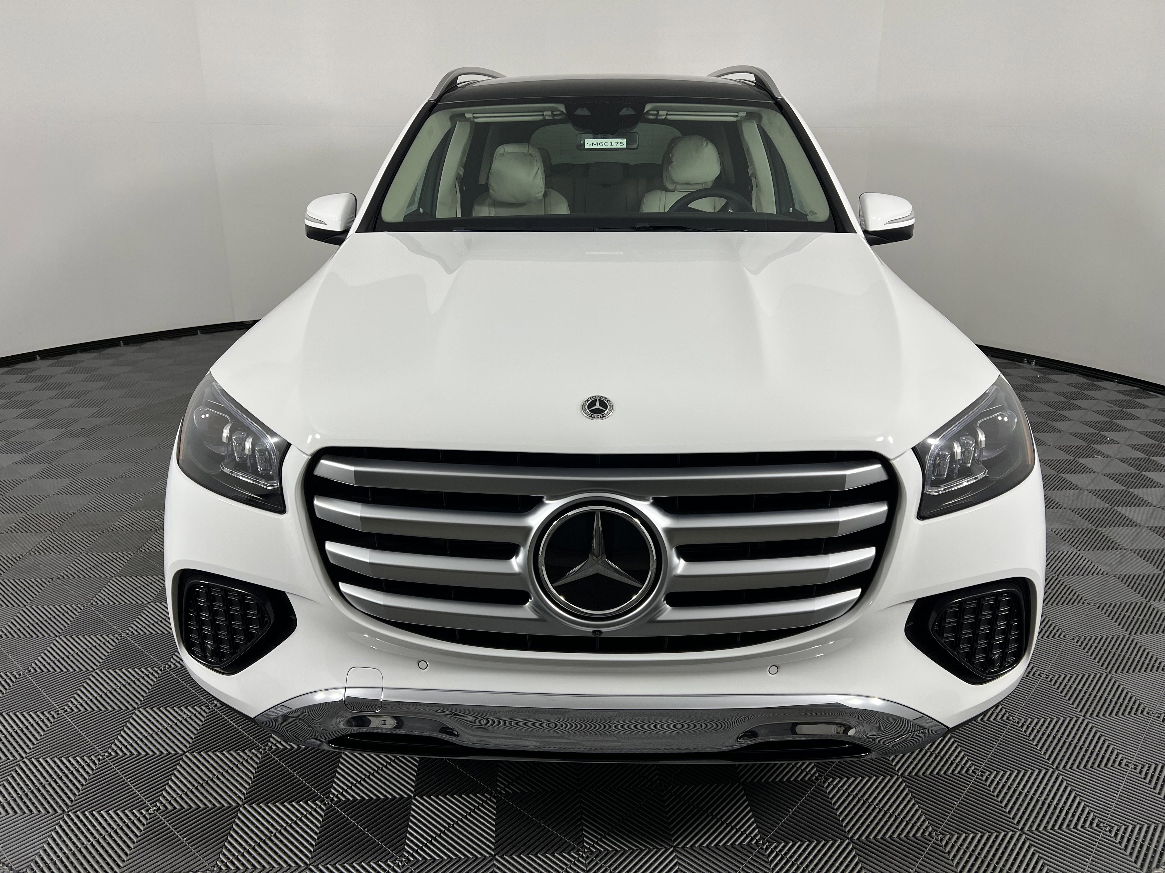 New 2026 Mercedes-Benz GLS 450 4MATIC image 5