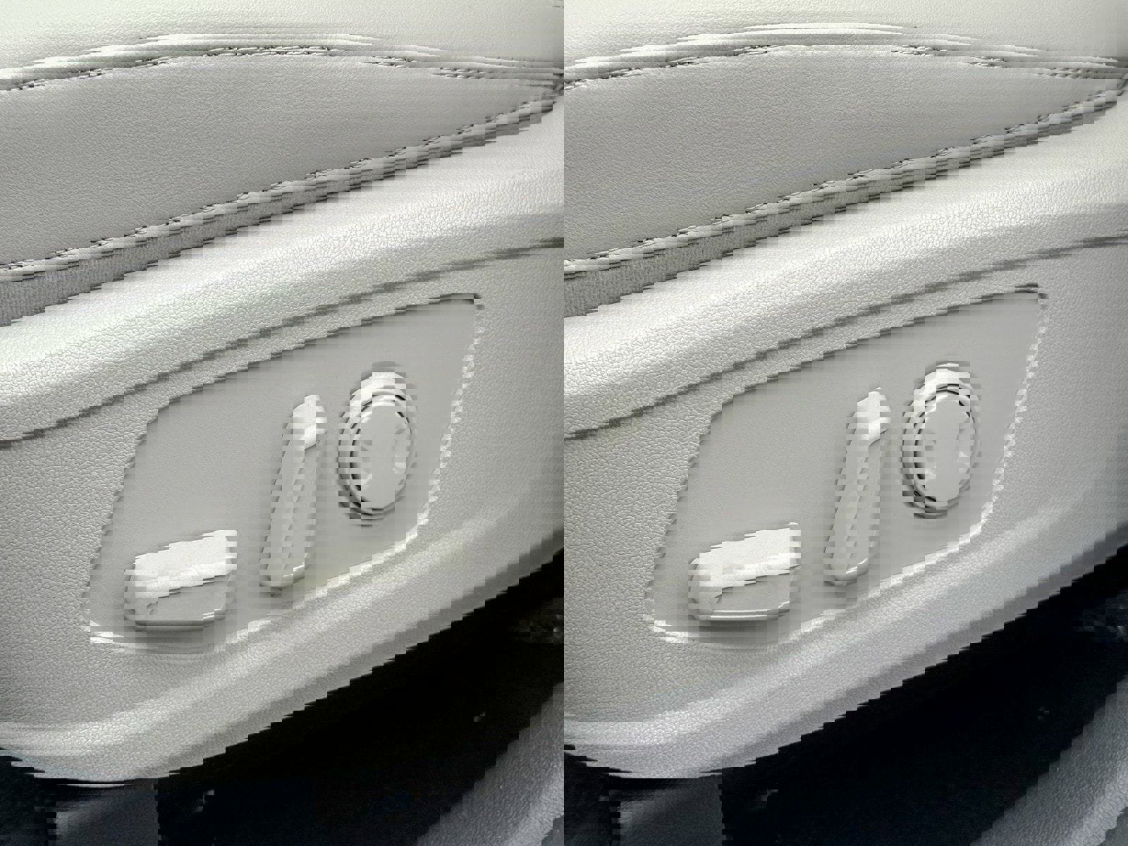 New 2026 Kia Sorento S w/ S Panoramic Sunroof Package image 15