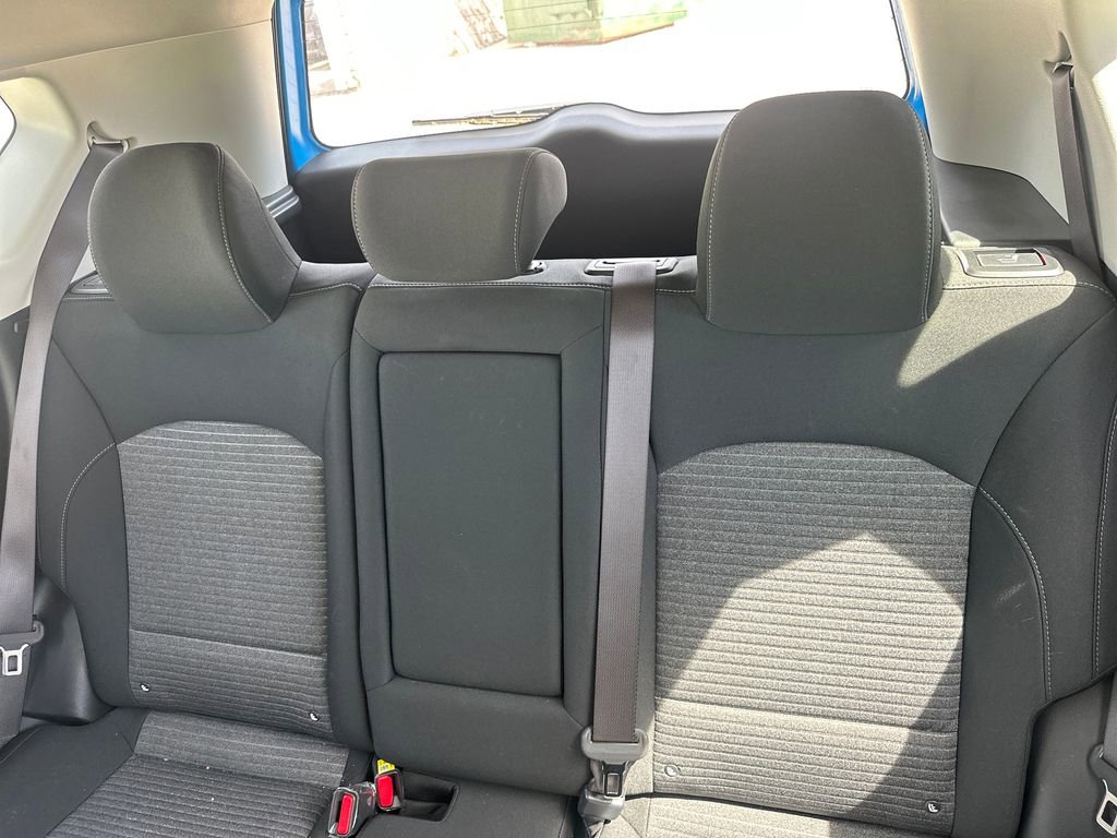 Used 2025 Kia Soul EX image 18