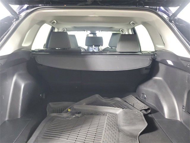 Used 2022 Toyota RAV4 XLE image 7