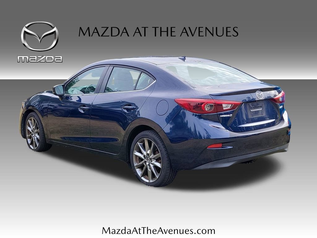 Used 2018 MAZDA MAZDA3 Grand Touring image 14