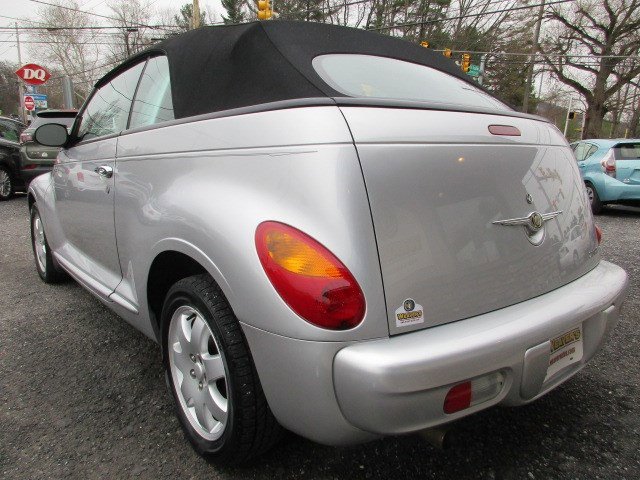Used 2005 Chrysler PT Cruiser Touring image 11