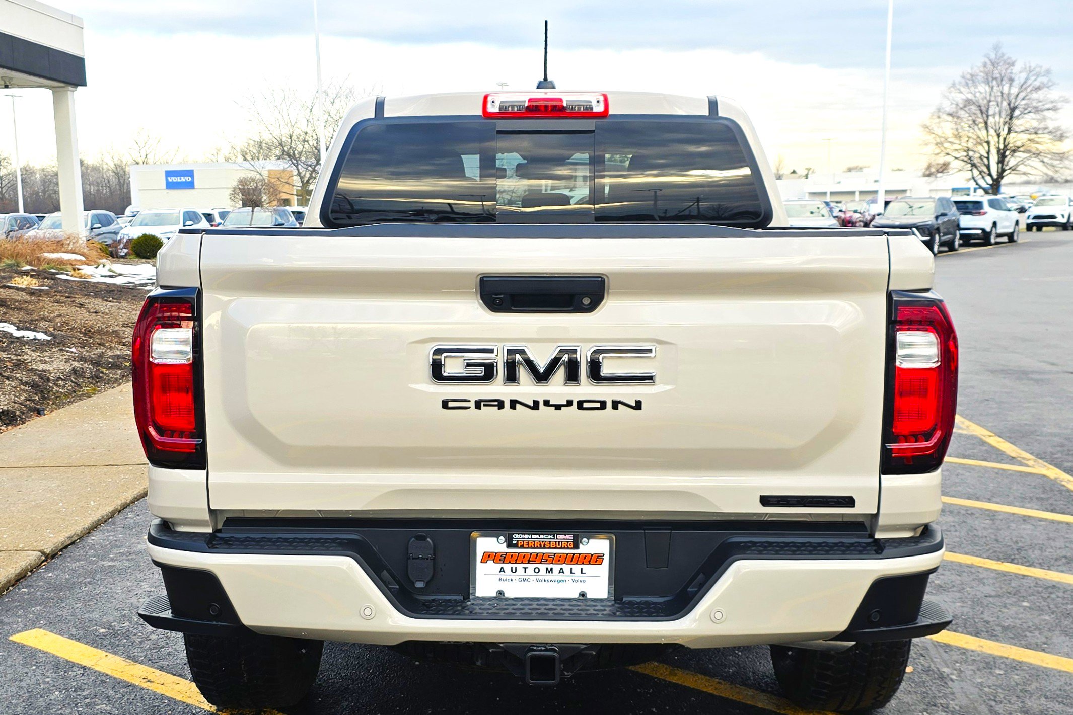 New 2026 GMC Canyon Elevation w/ Convenience Package image 7