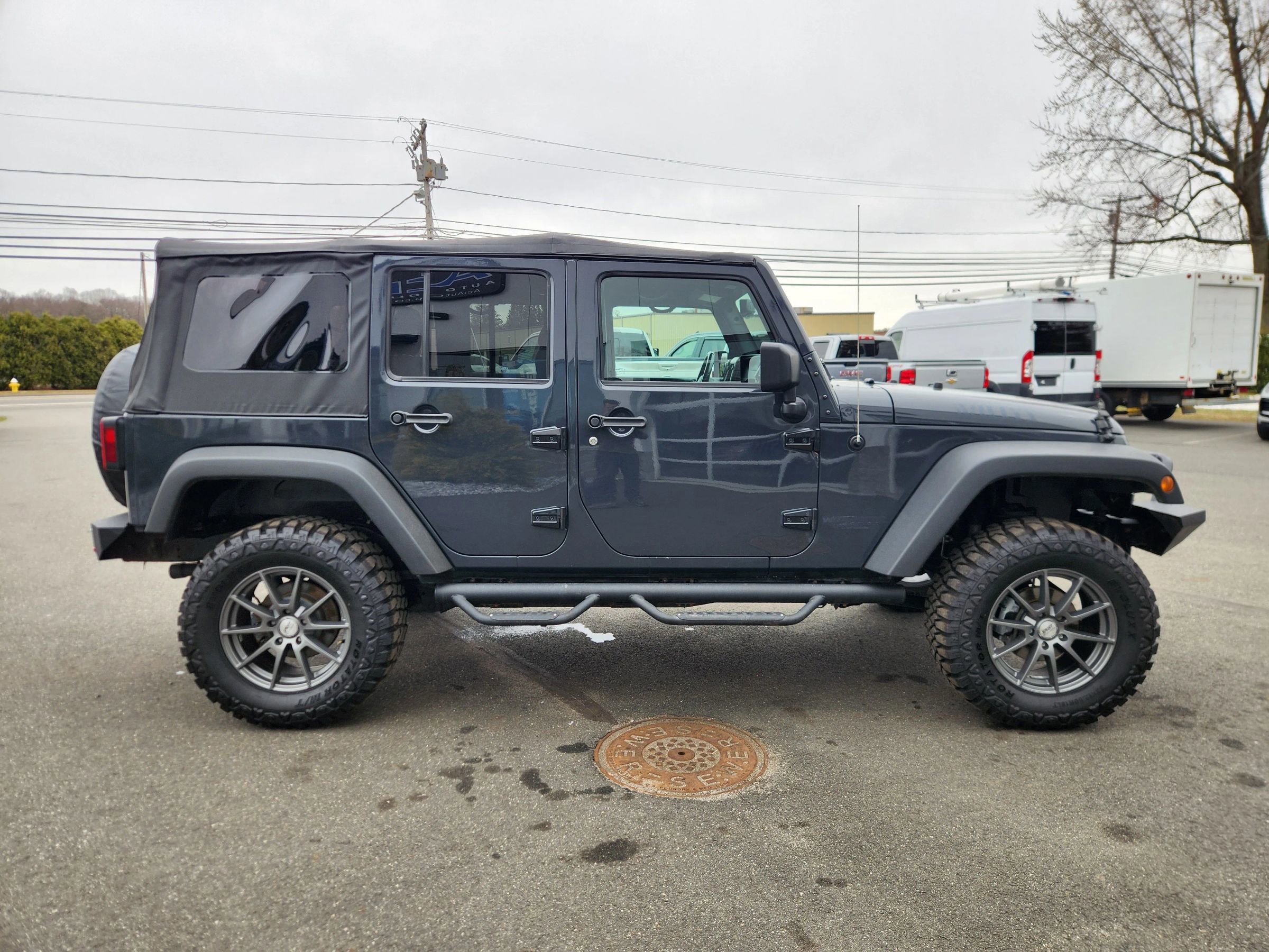 Used 2017 Jeep Wrangler Unlimited Sport image 18