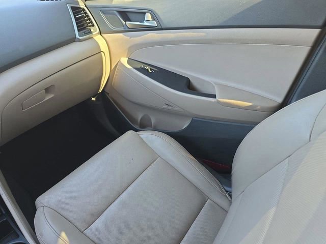 Used 2017 Hyundai Tucson Limited w/ Limited Ultimate Package 03 image 32