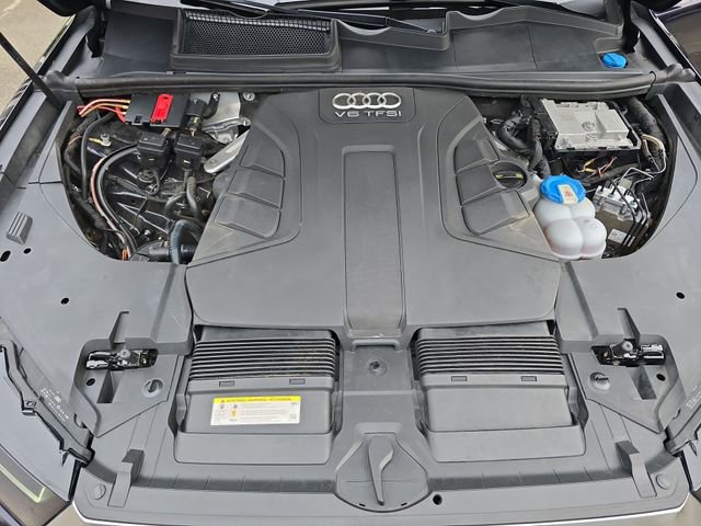 Used 2017 Audi Q7 3.0T Premium Plus w/ Premium Plus Package image 33