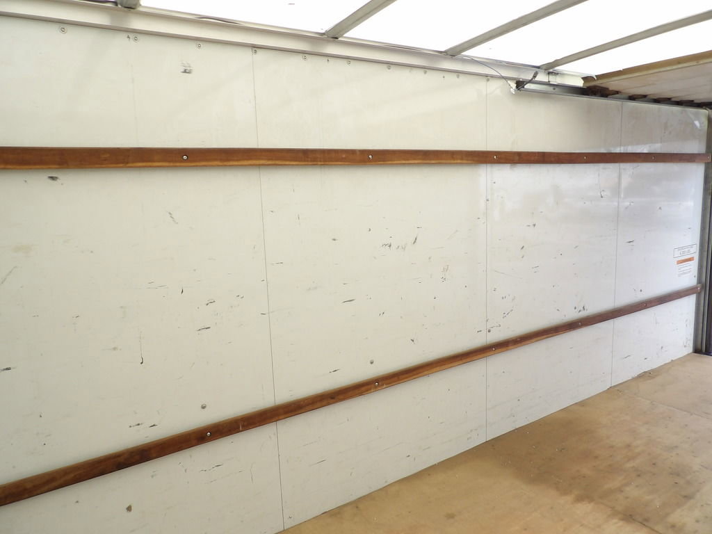 Used 2021 Ford E-350 and Econoline 350 Super Duty RWD image 34