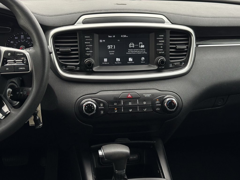 Used 2019 Kia Sorento FWD image 22