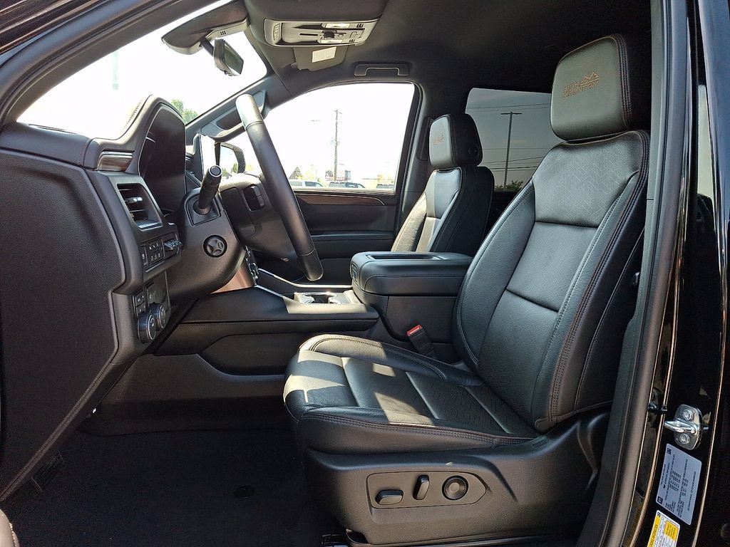Certified 2022 Chevrolet Suburban High Country AWD/4WD image 15