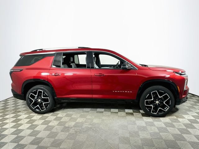 Used 2025 Chevrolet Traverse High Country w/ LPO, Floor Liner Package FWD image 2