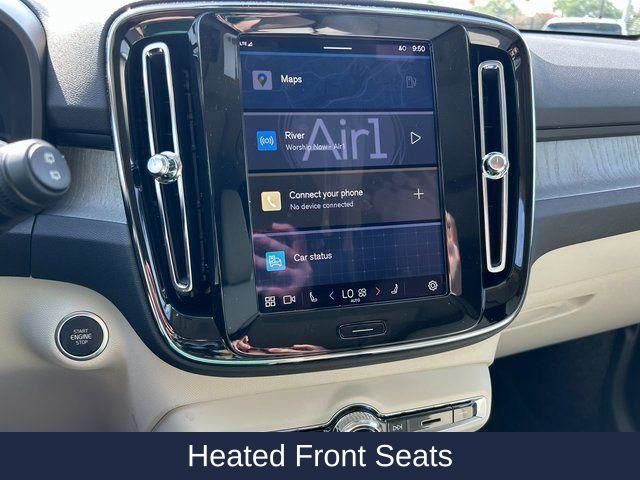 New 2025 Volvo XC40 B5 Ultra w/ Protection Package image 32