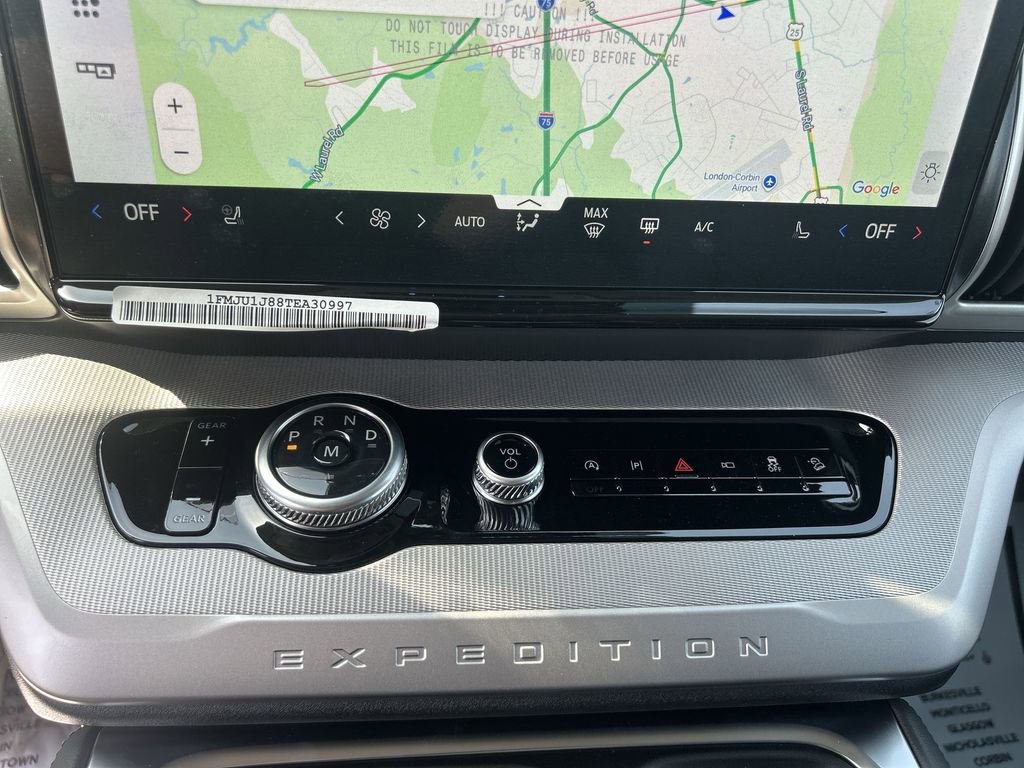 New 2026 Ford Expedition Active image 25