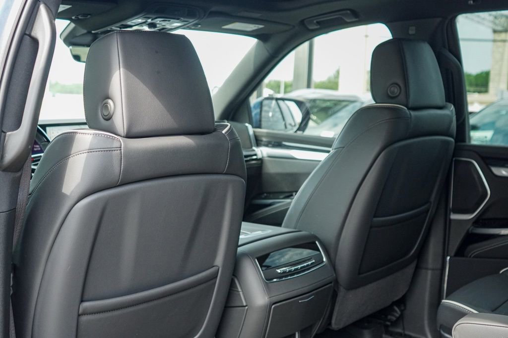New 2025 Cadillac Escalade Sport w/ Touring Package AWD/4WD image 19