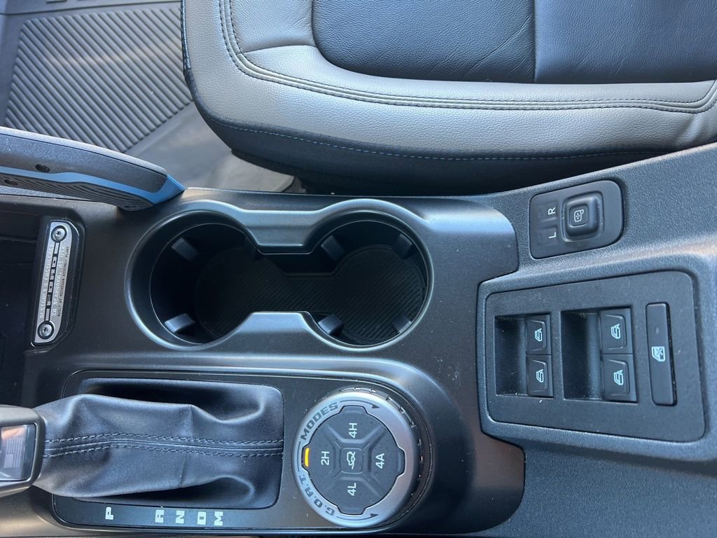 Used 2023 Ford Bronco Wildtrak image 38